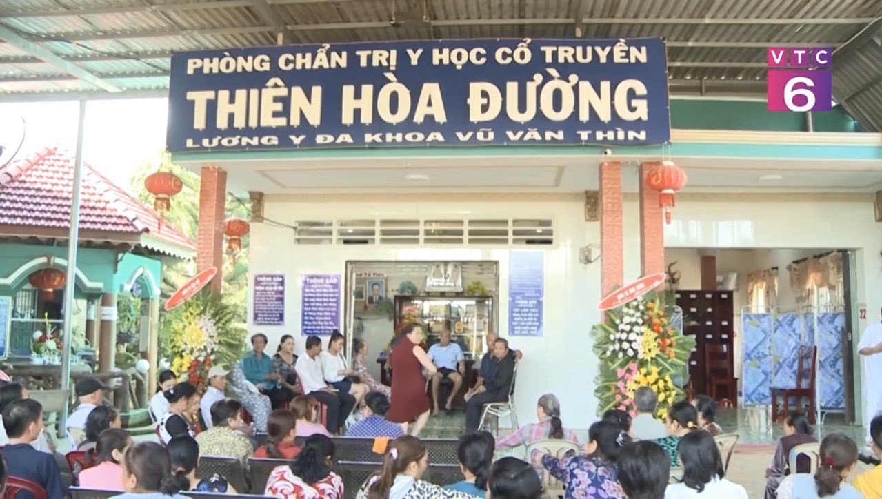 Lương y Vũ Văn Thìn chủ Phòng chẩn trị y học cổ truyền Thiên Hòa Đường, ngôi nhà yêu thương của người bệnh